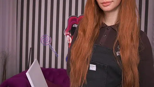 Nicol Moonn online show from May 19, 6:42 am