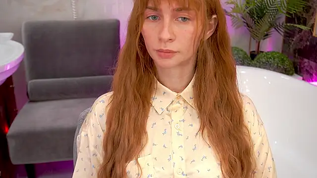 Nicol Moonn online show from April 15, 8:42 pm