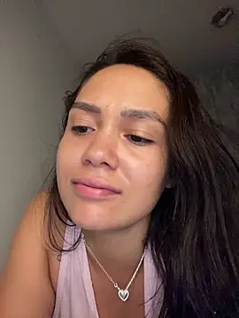 carolsapequinha online show from February 8, 1:59 pm