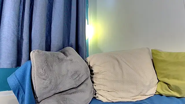 Leila cam18 online show from May 17, 5:34 pm