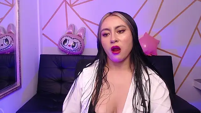 amaris ferrer online show from April 29, 4:27 am