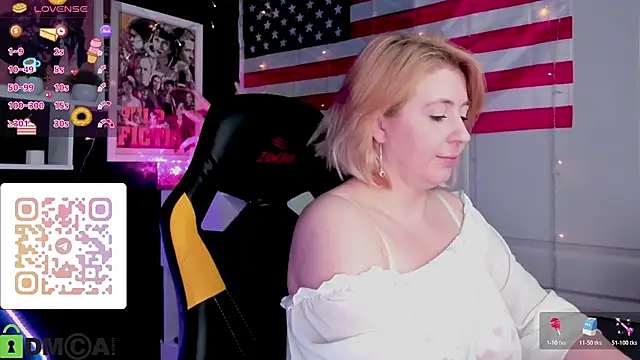 miss lisaaa online show from April 4, 3:49 am