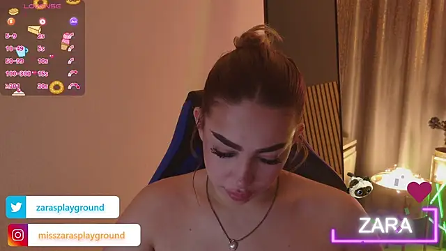 ZarasPlayground online show from April 15, 6:19 pm