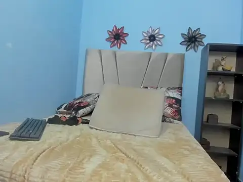 Alice sexy26 online show from February 22, 6:47 am