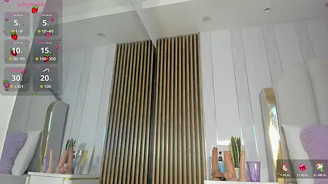 roxyflame  online show from July 21, 11:33 am