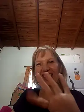 SexyMilf1211 online show from February 14, 4:20 pm