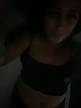 Snapshot of Felinamiau chatting on February 18, 2:54 am Felinamiau online show from February 18, 2:54 am