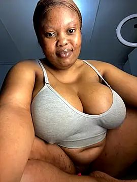 Busty-Sweetheart online show from November 26, 9:49 pm
