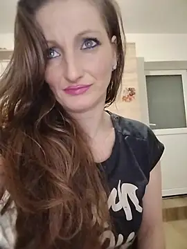CrazyMaya39 online show from June 2, 10:55 pm
