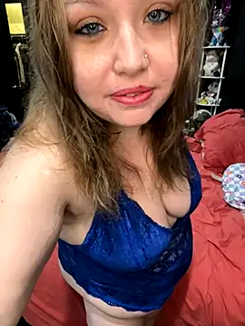 mrsmyla93 online show from December 5, 2:51 pm