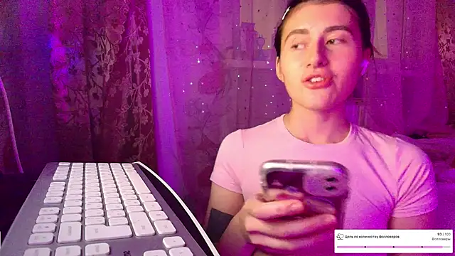 KristinaScott online show from January 6, 7:28 pm