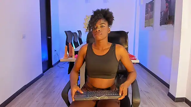 NalaRoux online show from January 6, 4:05 am