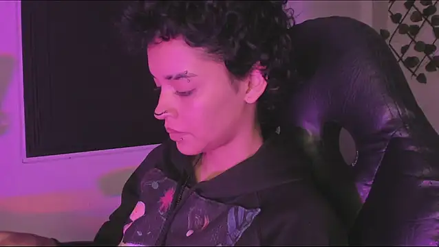 Anny Kiitty online show from April 14, 4:23 am