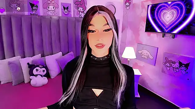 dearAlanaxxx online show from February 6, 8:34 pm