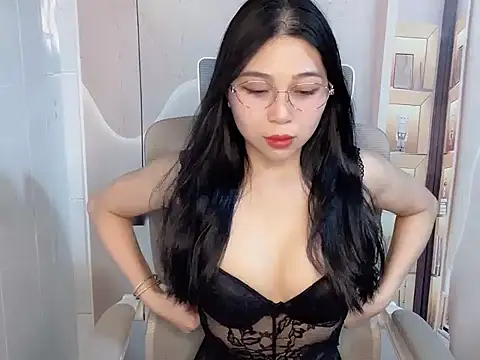 Lousii online show from April 18, 7:00 am