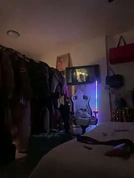 Motherbigbus online show from April 10, 12:11 pm