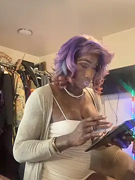 Motherbigbus online show from April 5, 6:23 am