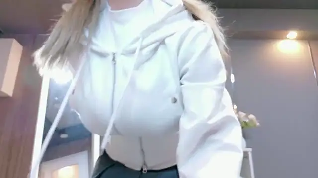 niko-jpn online show from April 7, 11:56 am