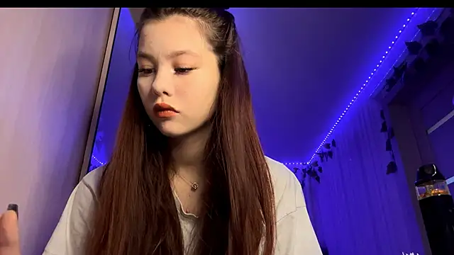 CutieSlim online show from November 19, 10:59 am