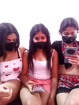 SexyLyndaa online show from January 12, 10:31 am