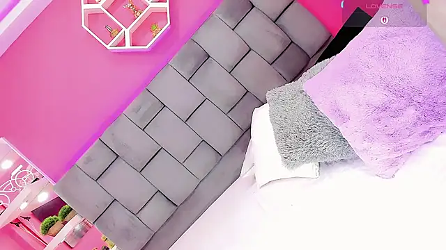 Keysprincess online show from March 3, 9:21 pm