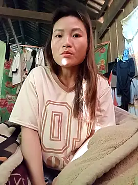 Lee-Thee online show from November 28, 1:19 am