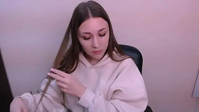 MillaTems  online show from November 28, 1:14 pm