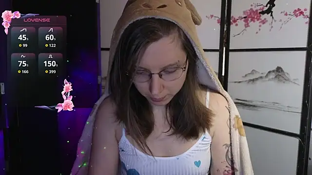 scarlettsrose online show from April 10, 1:39 pm