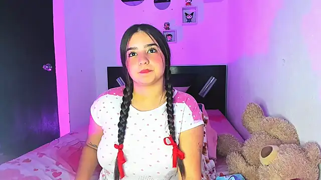 Babyhoney18 online show from January 13, 7:18 pm