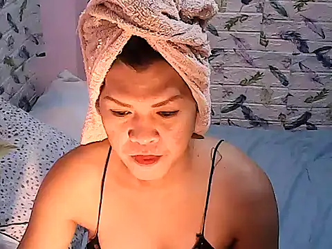 TsLibra online show from June 25, 6:42 pm
