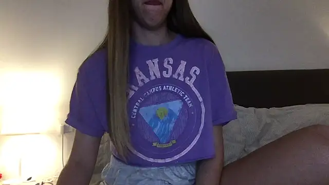Martimartinaxx online show from June 6, 8:26 pm
