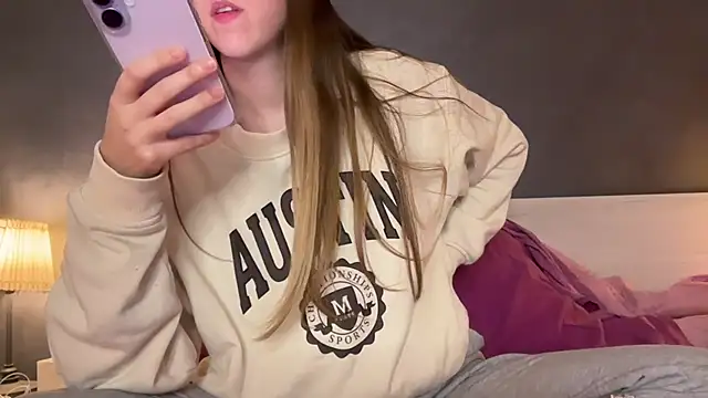 Martimartinaxx online show from April 1, 8:50 pm