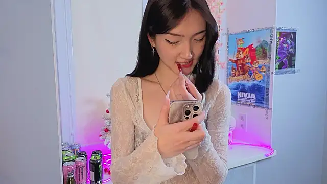 yung leana online show from January 17, 7:54 pm