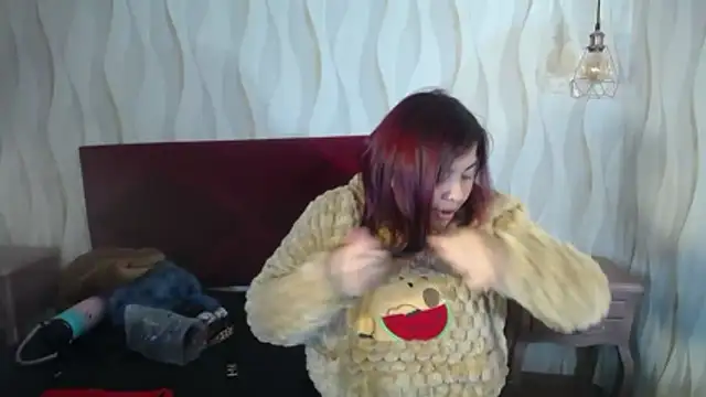 danna garza online show from January 9, 4:50 am