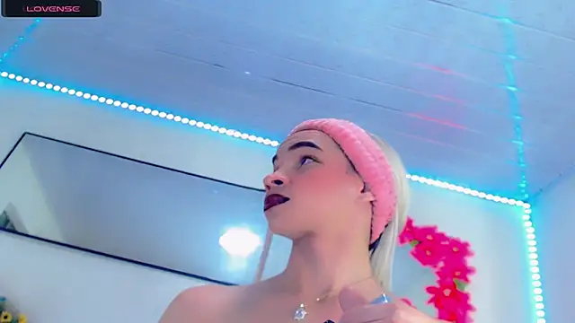 Karla hot777 online show from April 14, 2:17 pm