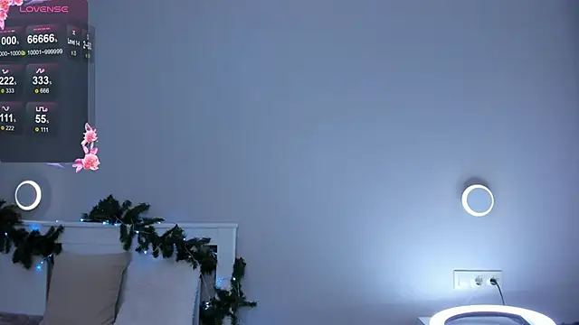 UmbraVelour online show from December 16, 8:15 pm