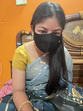 cutestpearl online show from April 13, 7:03 pm