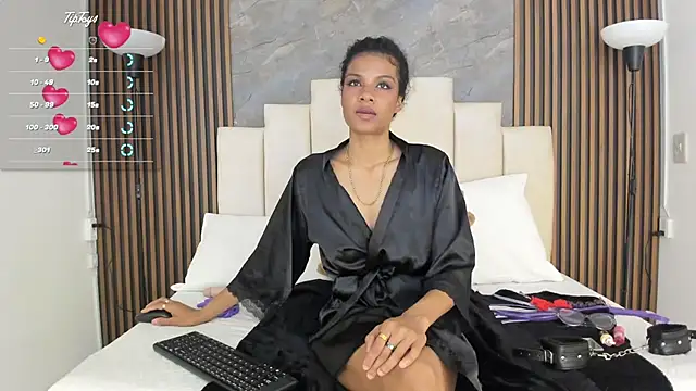 catiusca reyes 03 online show from January 19, 1:29 pm