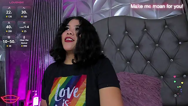 Amanda Mooree online show from May 30, 4:21 am