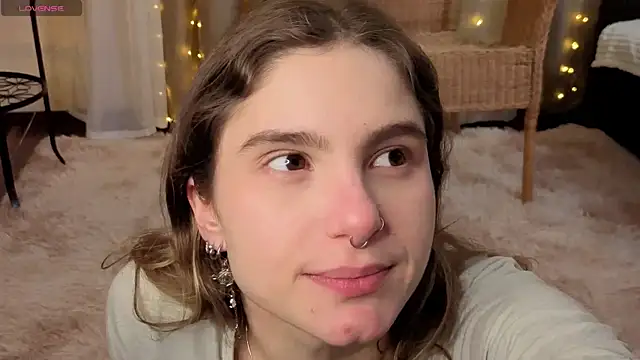 RozanneJordan online show from February 10, 5:16 pm