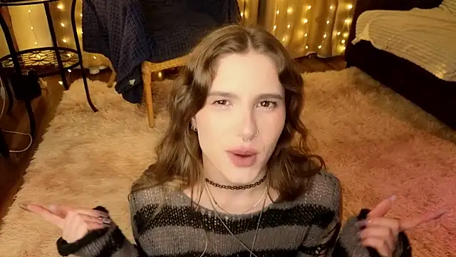 RozanneJordan online show from April 2, 5:21 pm