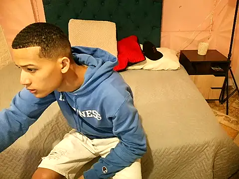 saniasex2025 online show from November 20, 12:39 pm