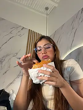 IsabelaStefano online show from January 18, 3:14 am