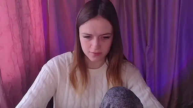 Illa May online show from March 2, 7:15 am