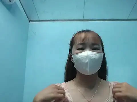 LinhChi09 online show from June 11, 7:27 am