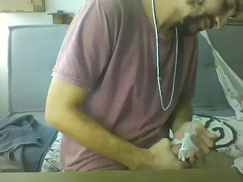 Temp7 online show from February 19, 6:51 pm