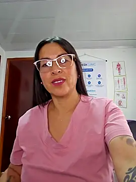 JustSamantha  online show from February 14, 2:08 pm