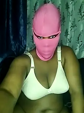 milkgodes33 online show from November 20, 7:26 pm