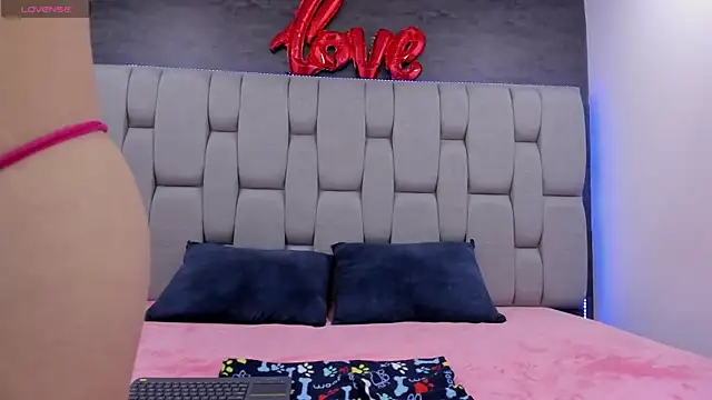 Sarita Ass online show from February 19, 4:34 am