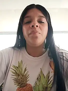 Layla-daring online show from March 3, 8:26 pm